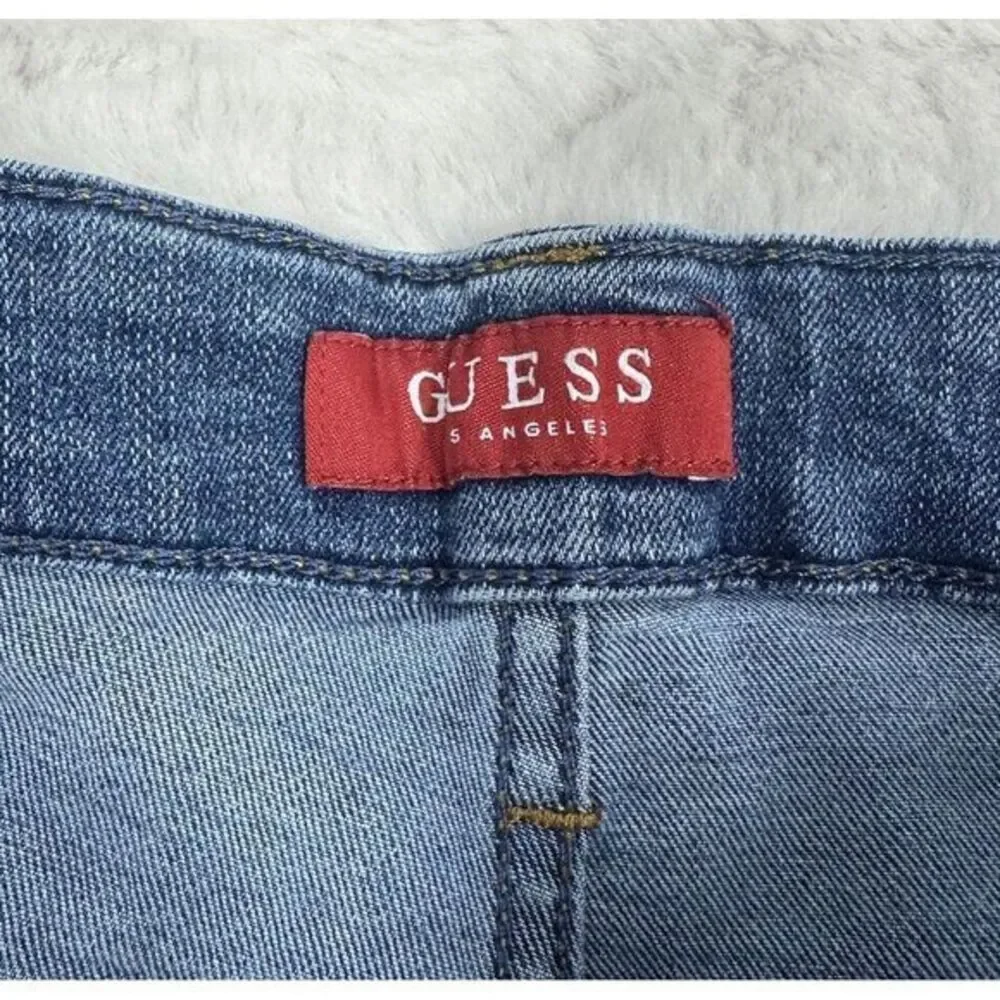 GUESS Women Mid-Rise Zip Front‎ Denim Shorts Size 29